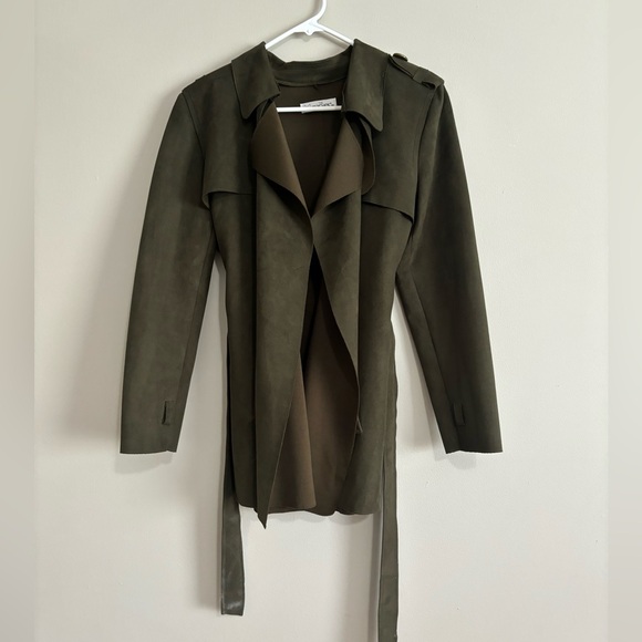 Stylish Olive Green Trench Coat - Size 40 - Picture 1 of 3